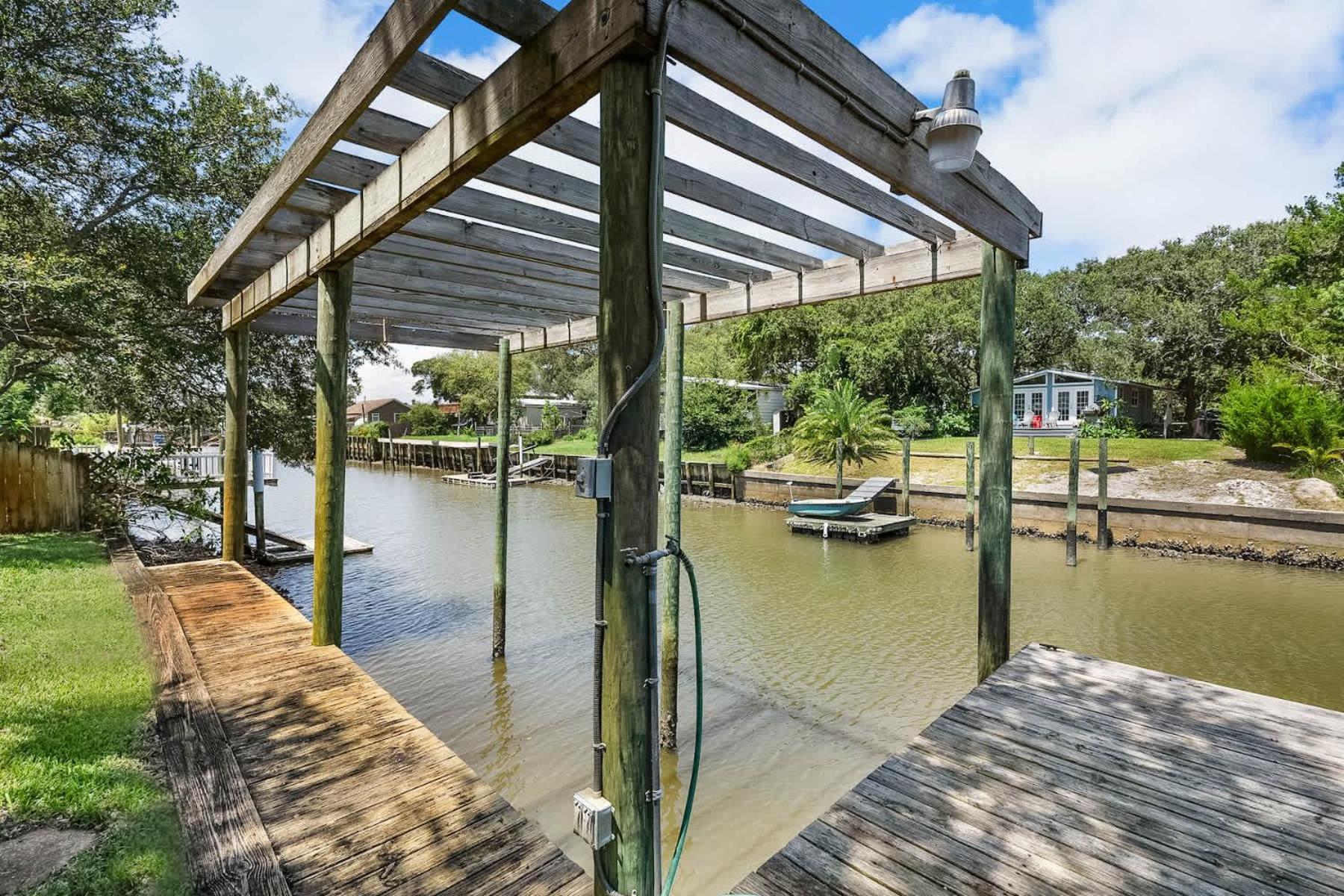 Pool + Hot Tub, Dock, Fishing, Near Beach! 圣奥古斯丁 外观 照片